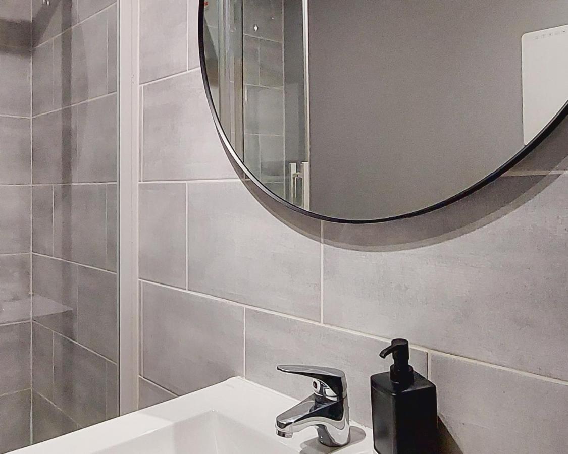 Artgrey * Ideal Pro * Roanne Secteur Gare Et Rue Pietonnes Buitenkant foto